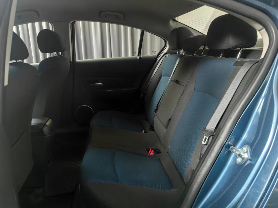 Chevrolet Cruze I Рестайлинг Москва  - изображение 11