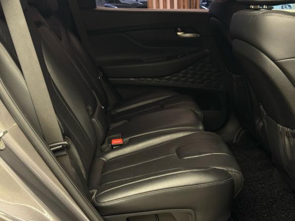 Hyundai Santa Fe IV с пробегом 2020 года, цена 3 185 000 рублей, 113659 км, внедорожник, Автокод Объявления