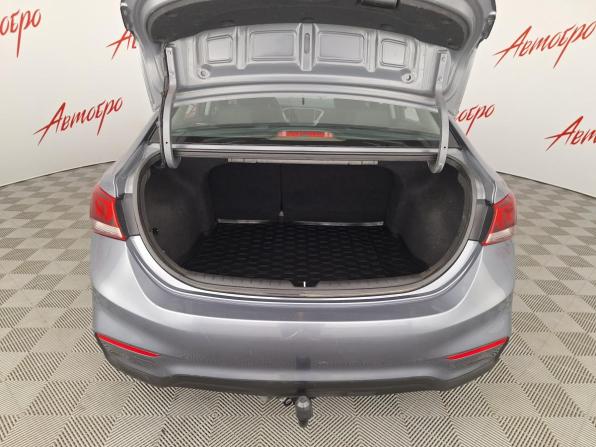 Hyundai Solaris II с пробегом 2017 года, цена 925 000 рублей, 138033 км, седан, Автокод Объявления