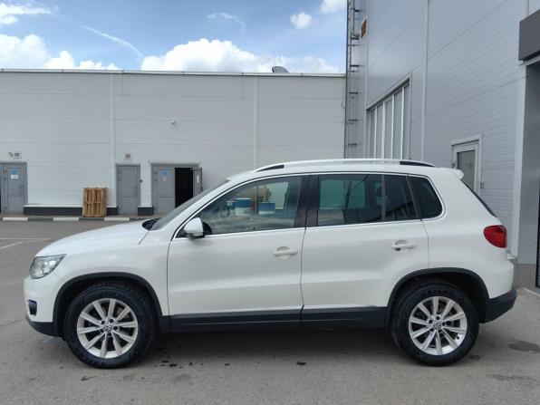 Volkswagen Tiguan I Рестайлинг с пробегом 2013 года, цена 1 599 000 рублей, 120000 км, внедорожник, Автокод Объявления