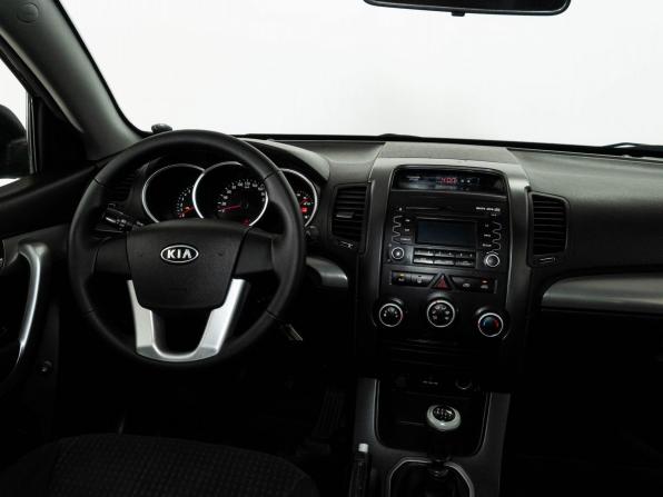 Kia Sorento II с пробегом 2011 года, цена 1 078 000 рублей, 241000 км, внедорожник, Автокод Объявления