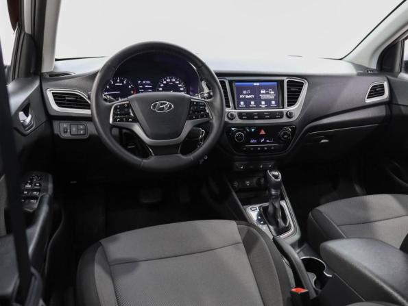 Hyundai Solaris II с пробегом 2019 года, цена 1 399 000 рублей, 142414 км, седан, Автокод Объявления