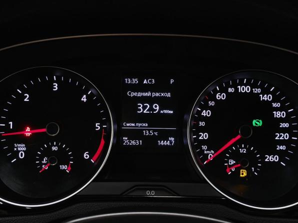 Volkswagen Passat B8 с пробегом 2019 года, цена 1 970 000 рублей, 252630 км, универсал, Автокод Объявления