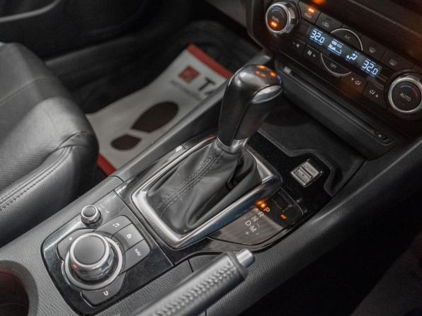 Mazda Axela III Рестайлинг с пробегом 2018 года, цена 1 435 000 рублей, 138790 км, хэтчбек, Автокод Объявления