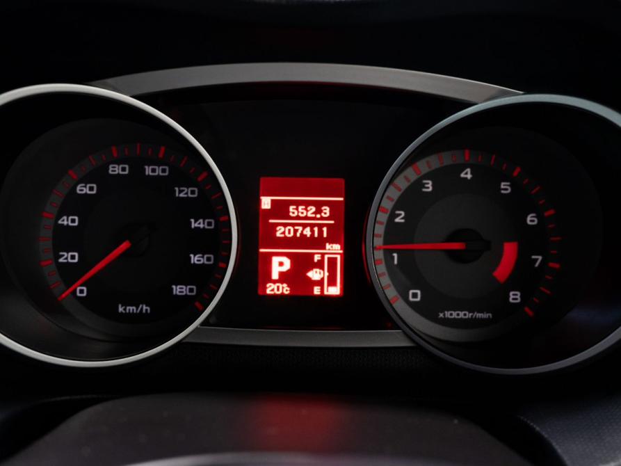 Mitsubishi Outlander II Чита  - изображение 11