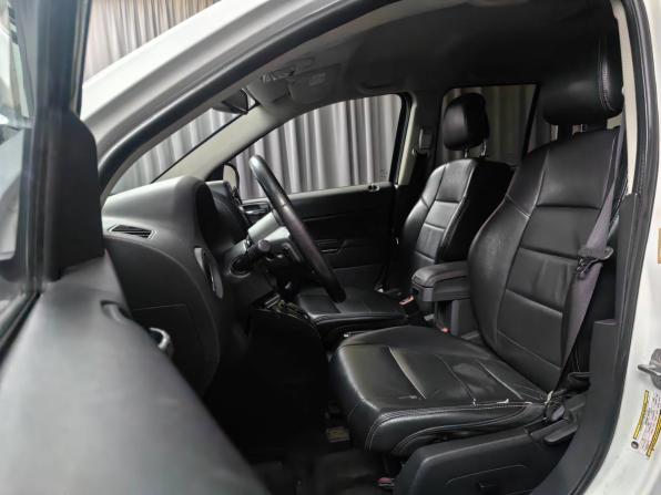 Jeep Compass I Рестайлинг с пробегом 2012 года, цена 848 000 рублей, 209022 км, внедорожник, Автокод Объявления