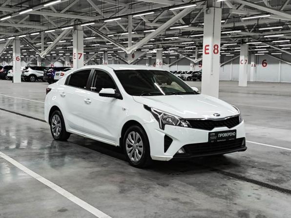 Kia Rio IV с пробегом 2020 года, цена 1 410 000 рублей, 100991 км, седан, Автокод Объявления