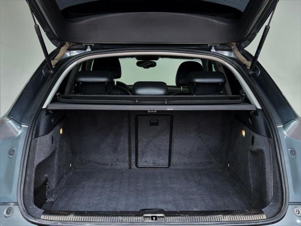 Audi Q3 I (8U) с пробегом 2012 года, цена 1 300 000 рублей, 263458 км, внедорожник, Автокод Объявления