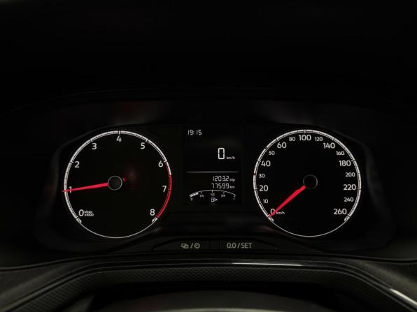 Volkswagen Polo VI с пробегом 2021 года, цена 1 342 000 рублей, 77597 км, лифтбек, Автокод Объявления