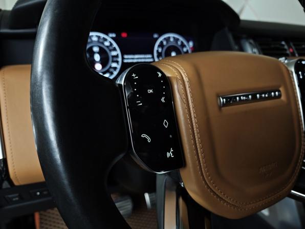 Land Rover Range Rover IV Рестайлинг с пробегом 2019 года, цена 9 400 000 рублей, 102068 км, внедорожник, Автокод Объявления