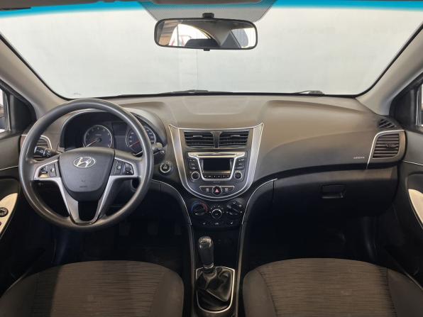 Hyundai Solaris I Рестайлинг с пробегом 2016 года, цена 945 000 рублей, 149100 км, седан, Автокод Объявления