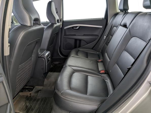 Volvo XC70 II Рестайлинг с пробегом 2014 года, цена 2 700 000 рублей, 132687 км, универсал, Автокод Объявления