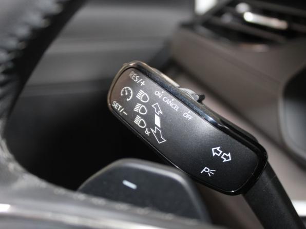 Skoda Octavia IV (A8) с пробегом 2021 года, цена 2 589 900 рублей, 79685 км, лифтбек, Автокод Объявления