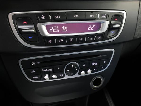 Renault Fluence I с пробегом 2012 года, цена 679 000 рублей, 243005 км, седан, Автокод Объявления