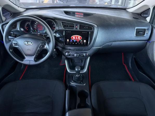 Kia Ceed II с пробегом 2012 года, цена 970 000 рублей, 212427 км, хэтчбек, Автокод Объявления