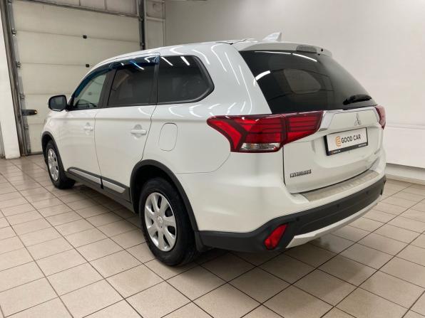 Mitsubishi Outlander III Рестайлинг 3 с пробегом 2018 года, цена 1 880 000 рублей, 83913 км, внедорожник, Автокод Объявления