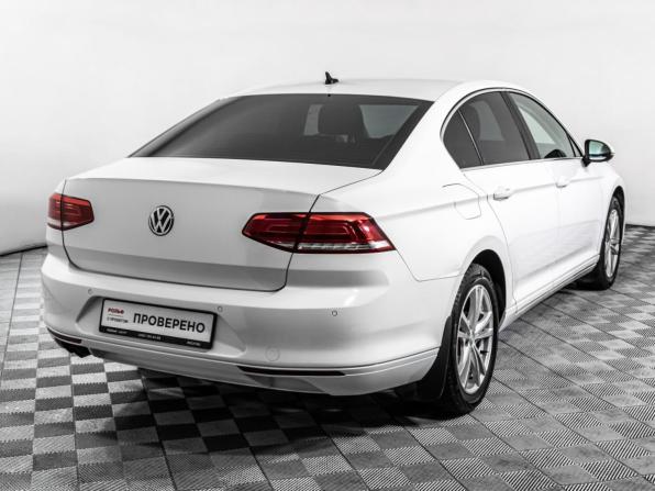 Volkswagen Passat B8 с пробегом 2017 года, цена 1 640 000 рублей, 99384 км, седан, Автокод Объявления