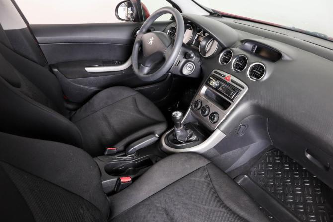 Peugeot 308 I Рестайлинг с пробегом 2012 года, цена 459 000 рублей, 250000 км, хэтчбек, Автокод Объявления
