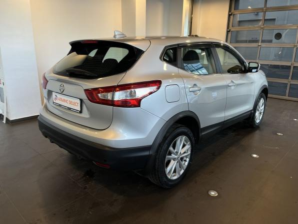 Nissan Qashqai II с пробегом 2018 года, цена 1 924 000 рублей, 124460 км, внедорожник, Автокод Объявления