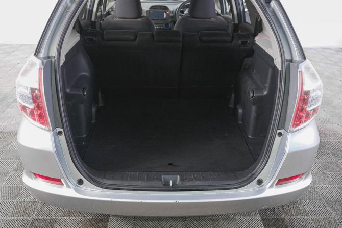 Honda Fit Shuttle I Рестайлинг с пробегом 2014 года, цена 1 219 000 рублей, 120000 км, универсал, Автокод Объявления