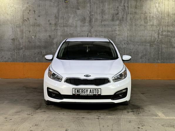 Kia Ceed II Рестайлинг с пробегом 2015 года, цена 1 299 000 рублей, 158936 км, хэтчбек, Автокод Объявления