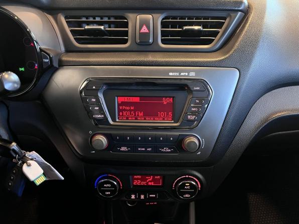 Kia Rio III с пробегом 2013 года, цена 695 000 рублей, 234997 км, седан, Автокод Объявления