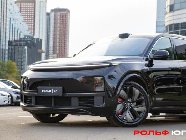 Li Auto (Lixiang) L9 I с пробегом 2023 года, цена 5 188 000 рублей, 77314 км, внедорожник, Автокод Объявления