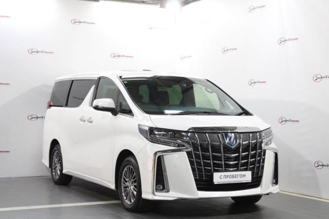 Toyota Alphard III Рестайлинг с пробегом 2021 года, цена 7 250 000 рублей, 7350 км, минивэн, Автокод Объявления