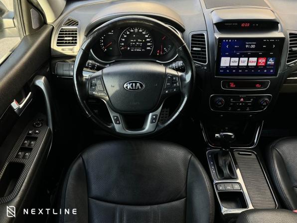 Kia Sorento II Рестайлинг с пробегом 2017 года, цена 2 190 000 рублей, 47000 км, внедорожник, Автокод Объявления