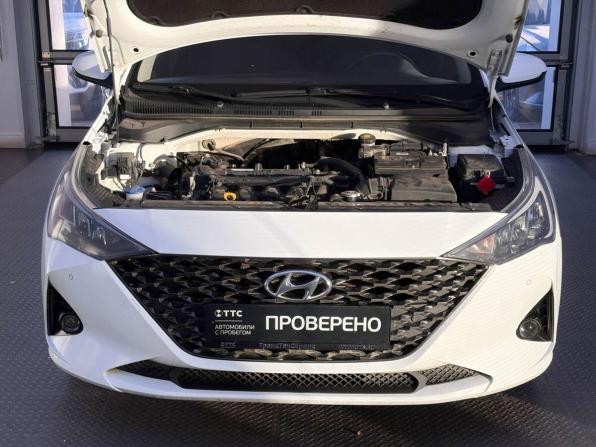 Hyundai Solaris II Рестайлинг с пробегом 2021 года, цена 1 600 000 рублей, 128800 км, седан, Автокод Объявления