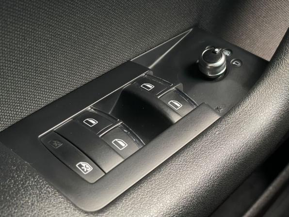 Audi A3 II (8P) Рестайлинг 2 с пробегом 2011 года, цена 937 000 рублей, 191906 км, хэтчбек, Автокод Объявления