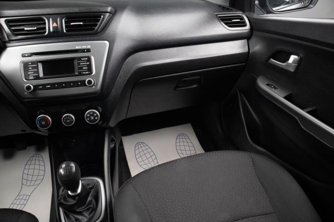 Kia Rio III Рестайлинг с пробегом 2016 года, цена 899 000 рублей, 141487 км, седан, Автокод Объявления