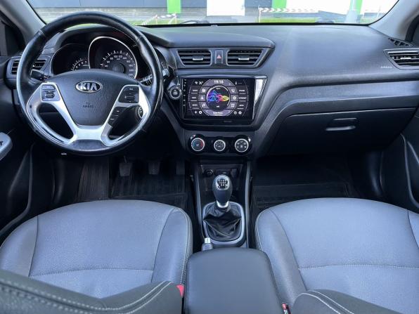 Kia Rio III Рестайлинг с пробегом 2015 года, цена 949 000 рублей, 147108 км, хэтчбек, Автокод Объявления