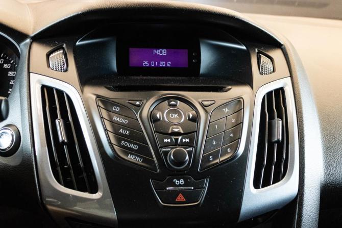 Ford Focus III с пробегом 2012 года, цена 899 000 рублей, 132776 км, седан, Автокод Объявления