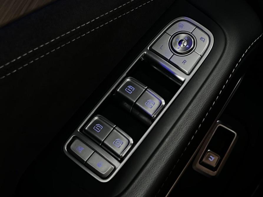 Hongqi H9 I Санкт-Петербург  - изображение 18