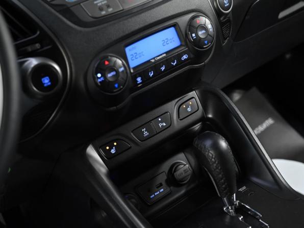 Hyundai ix35 I Рестайлинг с пробегом 2013 года, цена 1 049 000 рублей, 132000 км, внедорожник, Автокод Объявления
