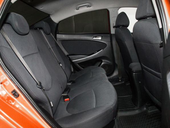 Hyundai Solaris I Рестайлинг с пробегом 2015 года, цена 950 000 рублей, 170874 км, седан, Автокод Объявления