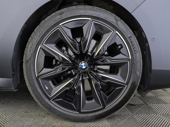 BMW 7 серии VII (G70) с пробегом 2024 года, цена 12 950 000 рублей, 36523 км, седан, Автокод Объявления