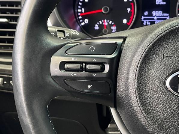 Kia Rio IV с пробегом 2017 года, цена 1 277 000 рублей, 89705 км, седан, Автокод Объявления
