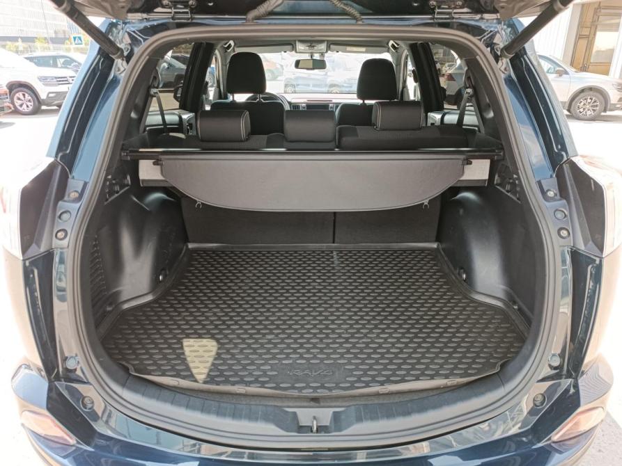 Toyota RAV4 IV (XA40) Рестайлинг Санкт-Петербург  - изображение 9