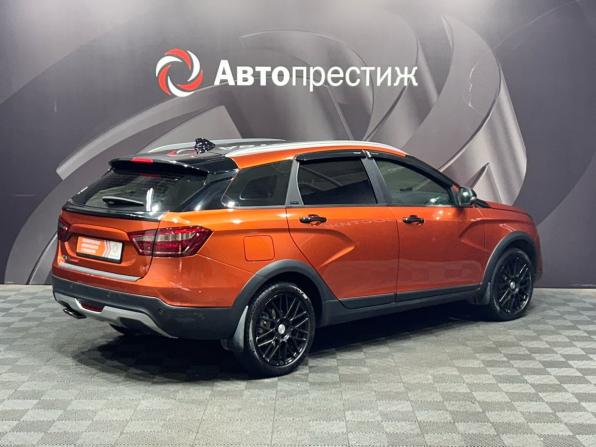 Lada (ВАЗ) Vesta I с пробегом 2022 года, цена 1 300 000 рублей, 52045 км, универсал, Автокод Объявления