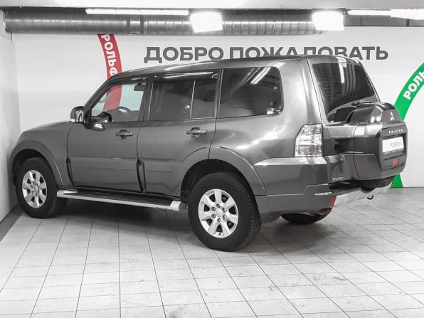Mitsubishi Pajero IV Рестайлинг 2 с пробегом 2015 года, цена 2 790 000 рублей, 109800 км, внедорожник, Автокод Объявления