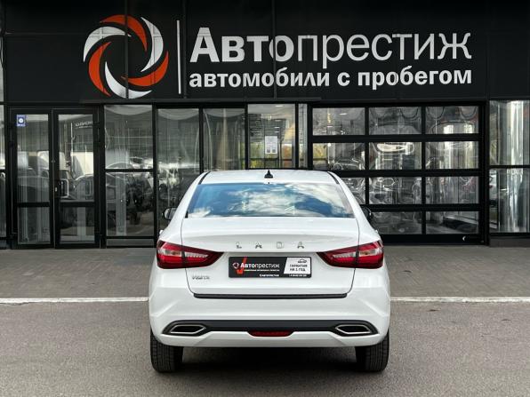 Lada (ВАЗ) Vesta I Рестайлинг (NG) с пробегом 2025 года, цена 1 279 500 рублей, 26758 км, седан, Автокод Объявления