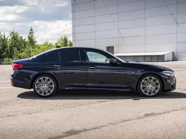BMW 5 серии VII (G30/G31/G38) с пробегом 2017 года, цена 3 700 000 рублей, 91197 км, седан, Автокод Объявления