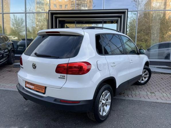 Volkswagen Tiguan I Рестайлинг с пробегом 2012 года, цена 1 219 000 рублей, 132918 км, внедорожник, Автокод Объявления