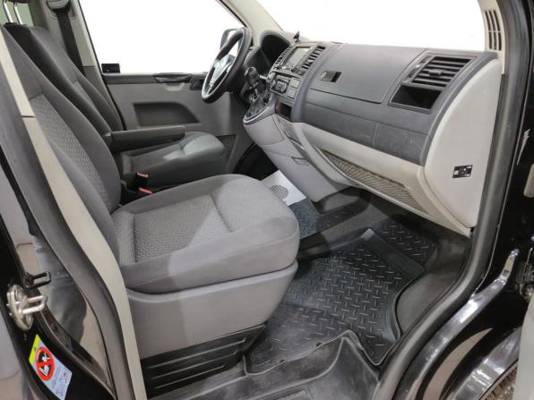 Volkswagen Caravelle T5 Рестайлинг с пробегом 2013 года, цена 1 820 000 рублей, 231960 км, минивэн, Автокод Объявления