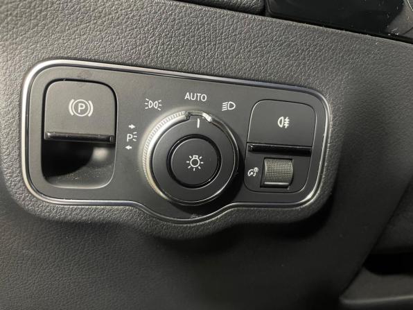 Mercedes-Benz B-Класс III (W247) с пробегом 2018 года, цена 1 987 000 рублей, 115967 км, хэтчбек, Автокод Объявления