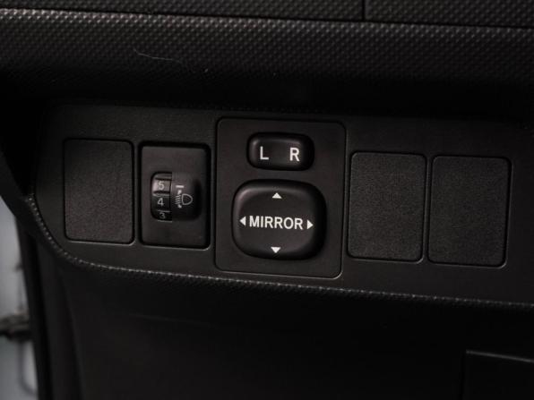 Toyota Auris I с пробегом 2007 года, цена 649 000 рублей, 232092 км, хэтчбек, Автокод Объявления