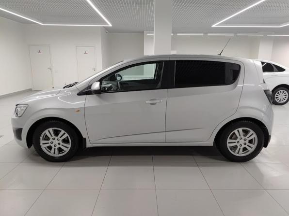 Chevrolet Aveo II с пробегом 2015 года, цена 796 000 рублей, 111814 км, хэтчбек, Автокод Объявления