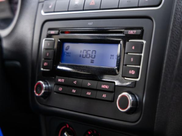 Volkswagen Polo V с пробегом 2011 года, цена 758 000 рублей, 162451 км, седан, Автокод Объявления
